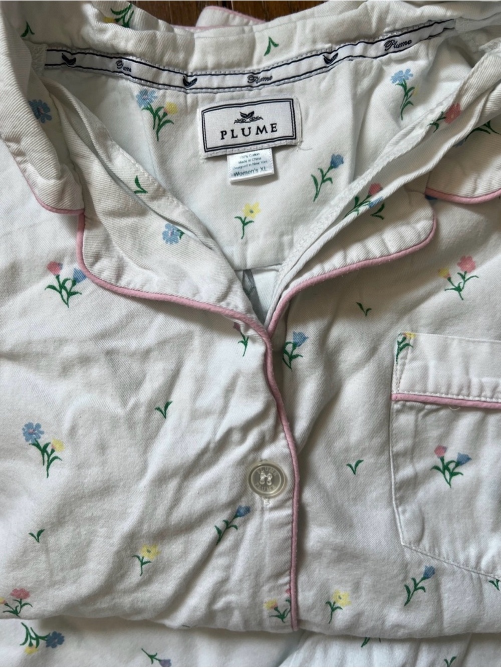 Great condition White Floral Pajama Set with Pink Trim - Picture 5 of 14